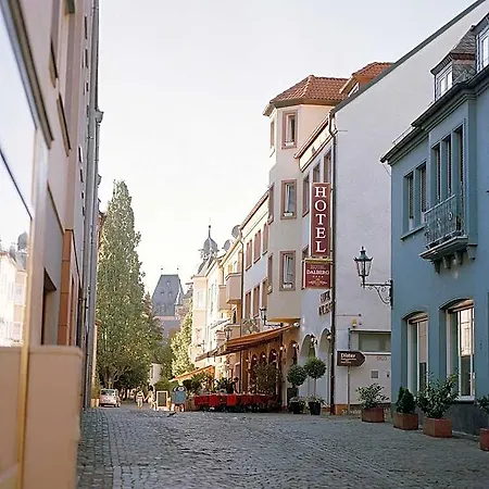 Dalberg Hotel